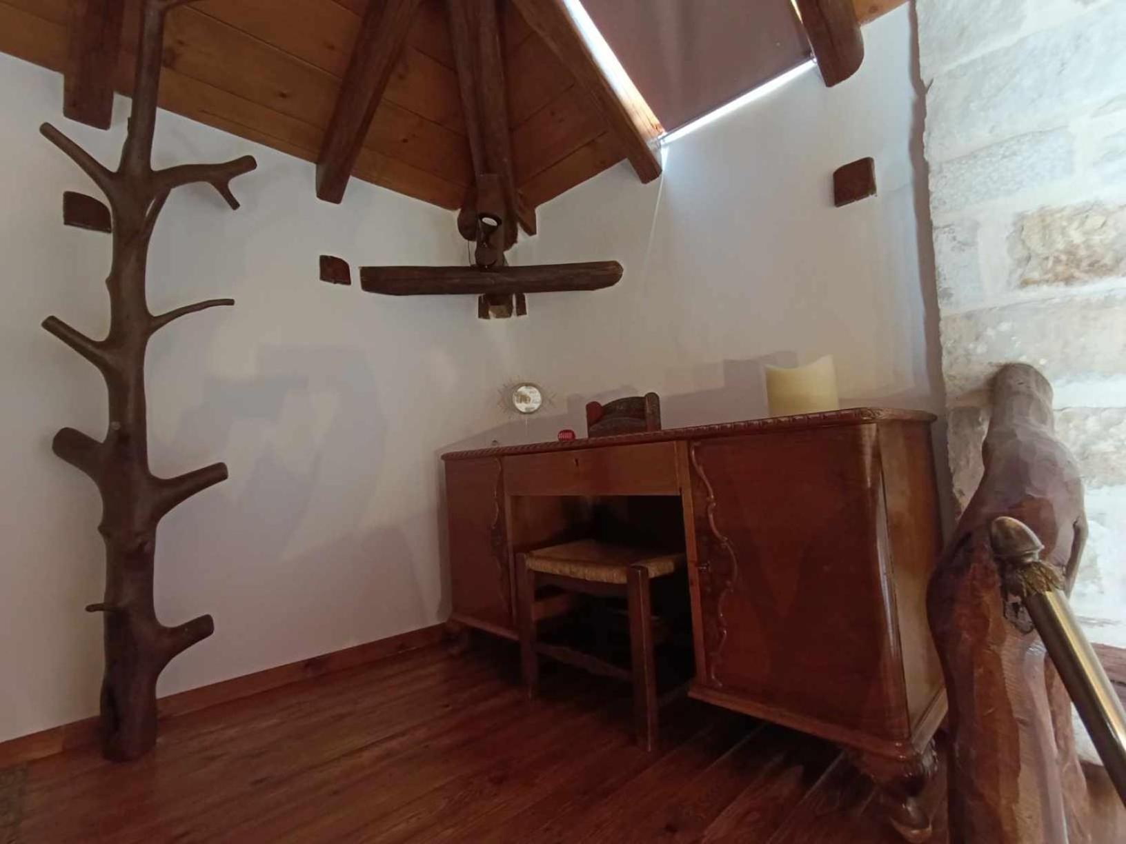 Μountain Whispers Apartment Mourésion Екстериор снимка